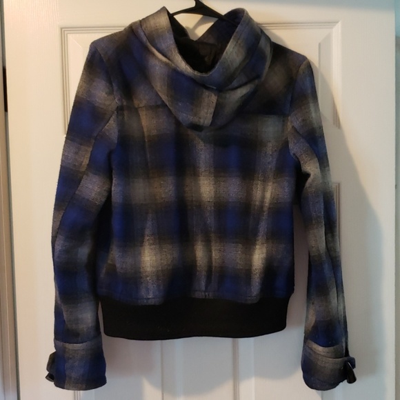 Fall/Winter Coat - Picture 2 of 3